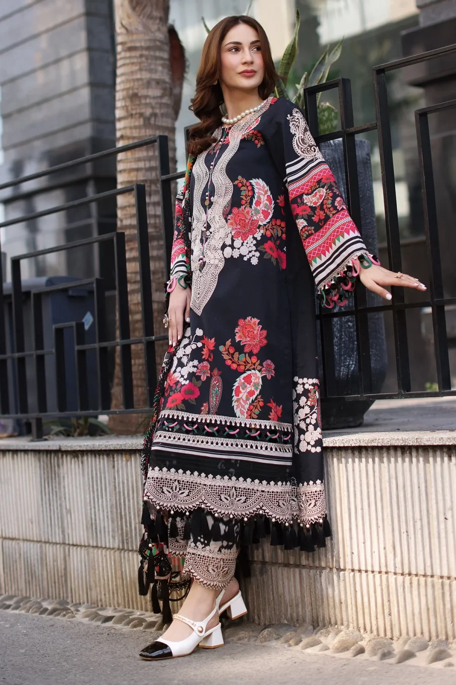 Combination Lawn CC5-21 | 3-Piece Embroidered Suit